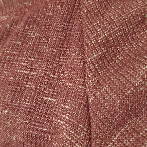 Matty M top women’s size small burgundy white speckled cold Shoulder long sleeve - Picture 10 of 10